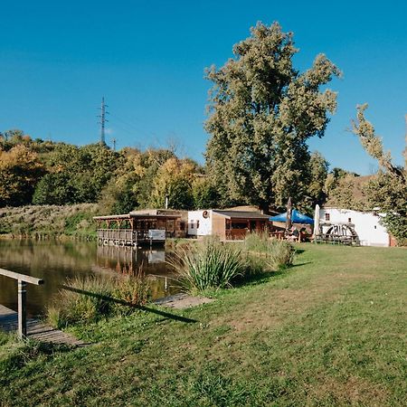 Hotel U Tri Volu Lysice Экстерьер фото